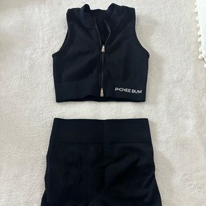 Two piece black set Pcheebum size S